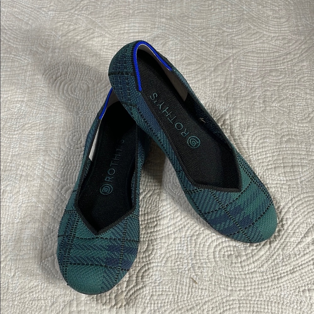 Rothy's Green and Blue Flats Comfortable Slip-On Loafers